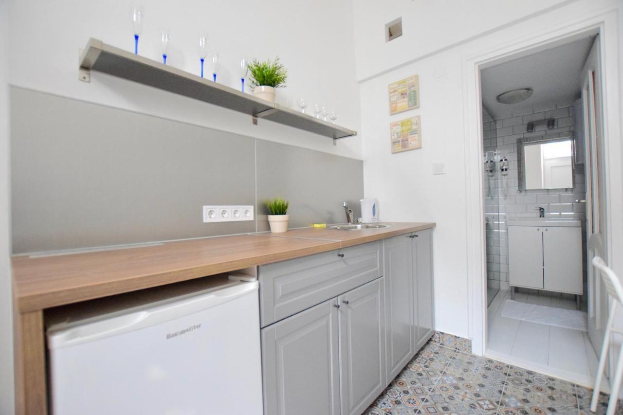 Budget Apartment By Hi5 - Kertesz Street บูดาเปสต์ ภายนอก รูปภาพ